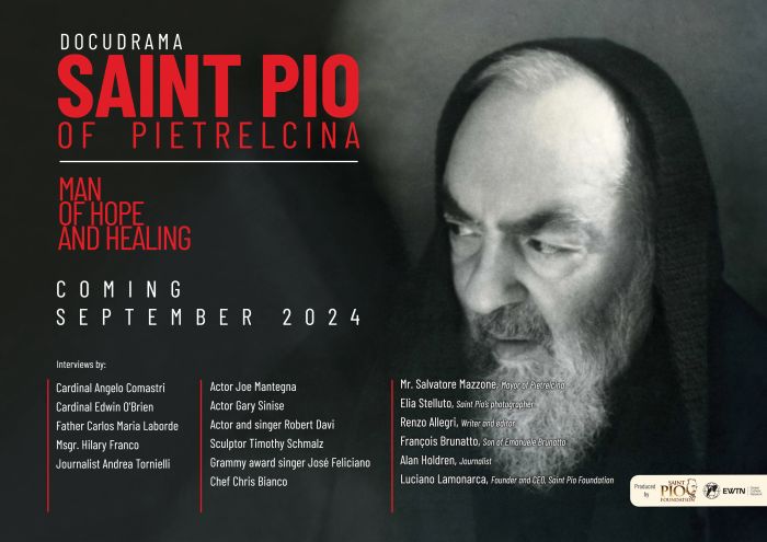 Ett flygblad som gör reklam för den kommande dramadokumentären "Saint Pio of Pietrelcina" om Padre Pios liv