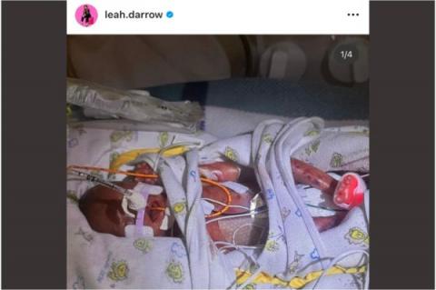 Leah Darrows make, Ricky skrev om bebisen Sylvester Simeon Soldinie, som föddes för tidigt i går kväll