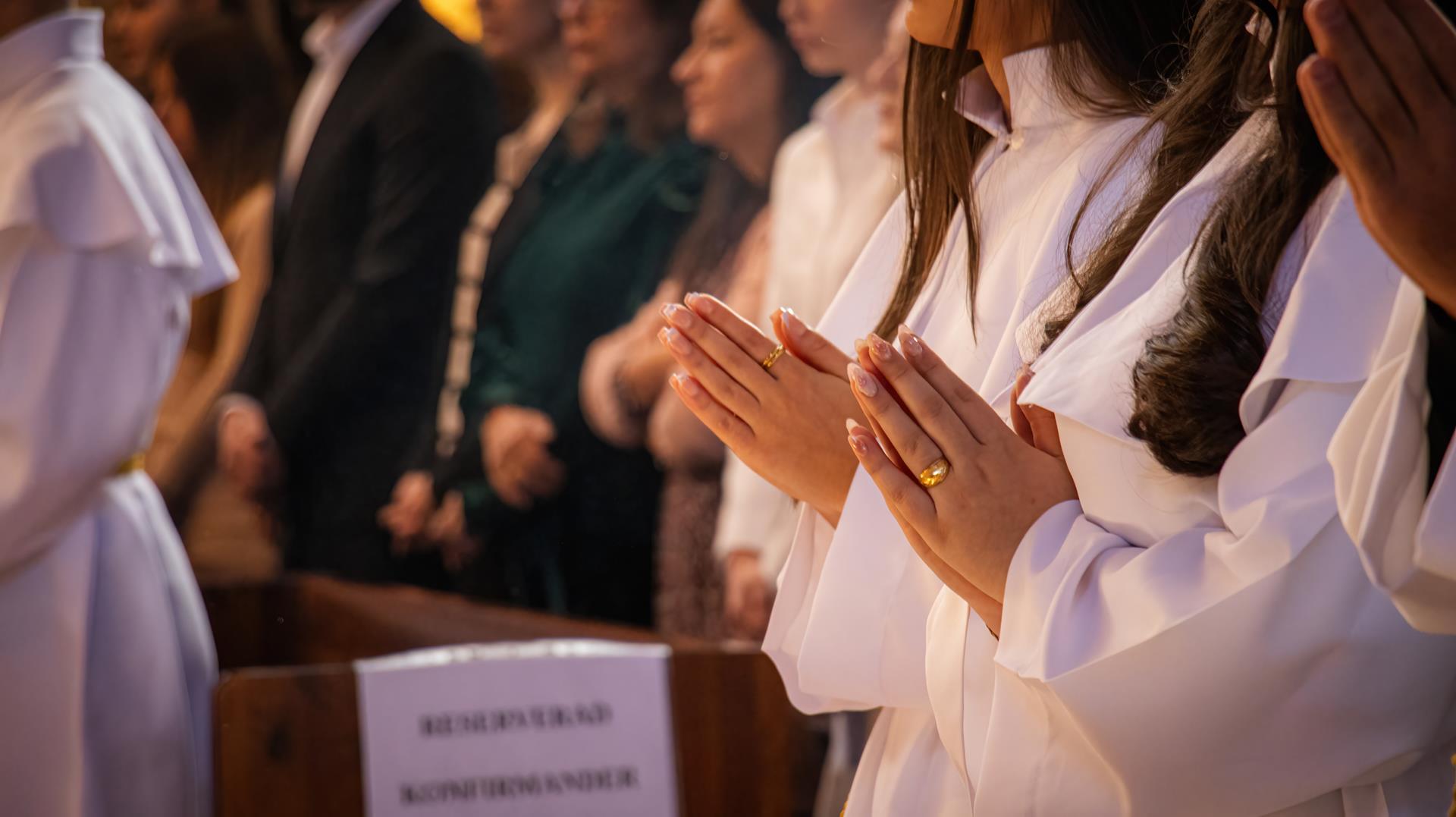 Konfirmation 2024 i Sankt Franciskus katolska församling i Jönköping. Foto: Mateusz Opila