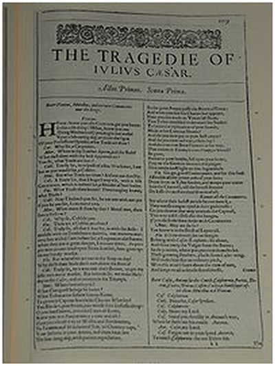 Faksimil av första sidan i The Tragedie of Julius Cæsar