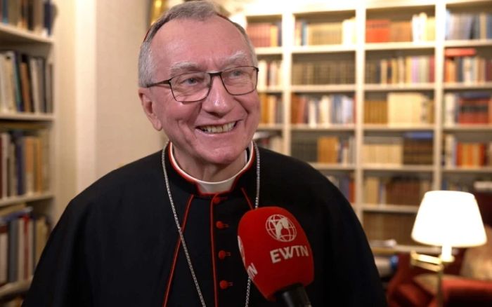 Kardinal Pietro Parolin talar till EWTN News i Oslo, Norge, den 17 januari 2025.