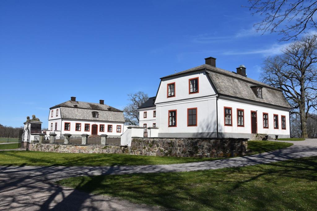 Vackra Skandinavien, Mariestad med omnejd i april 2020, Foto: Broder Kssael
