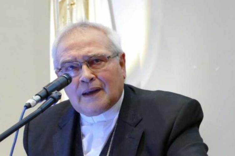 Ärkebiskop Luigi Negri, emeritus av Ferrara-Comacchio